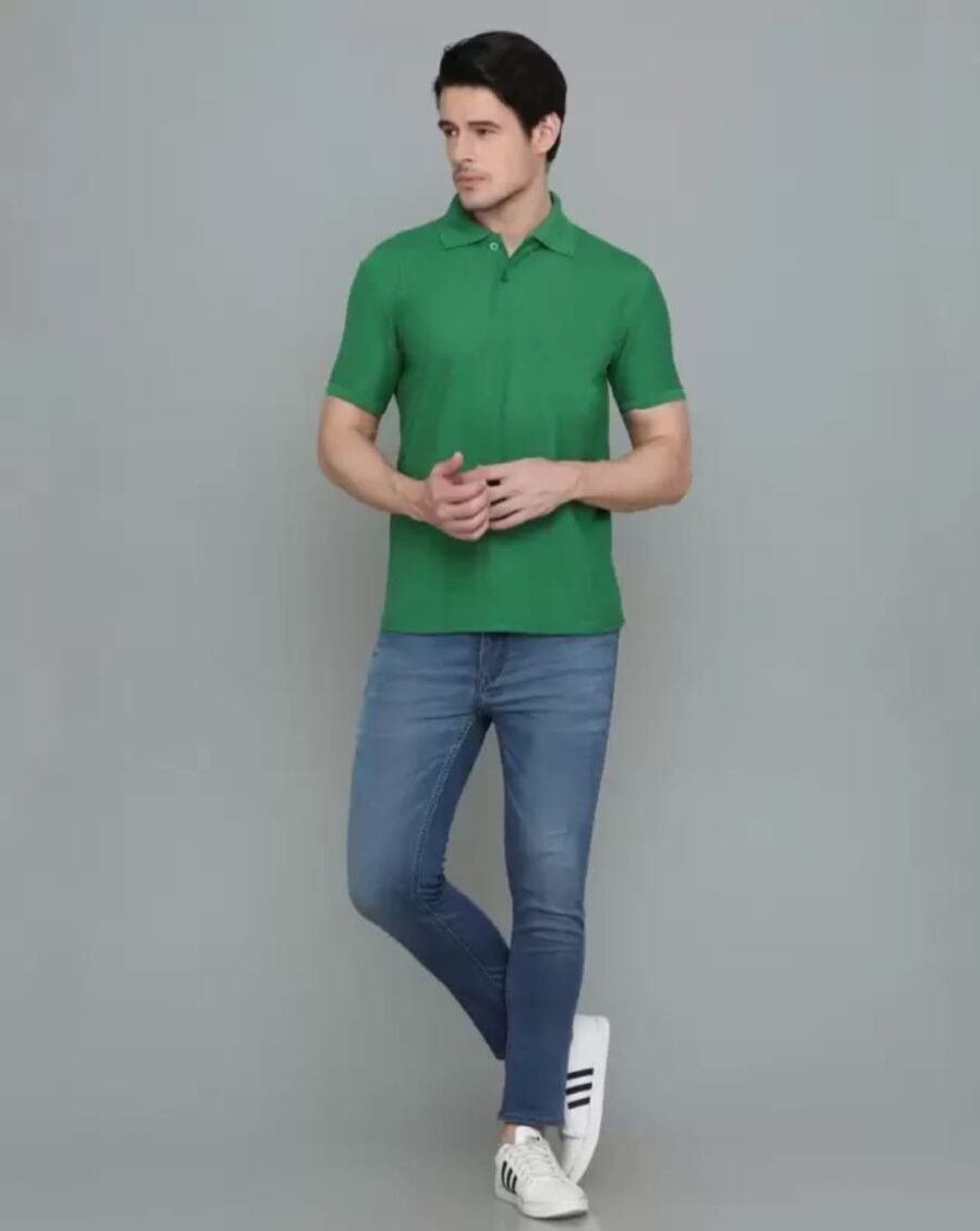 Men Solid Polo Neck Cotton Blend Green T-Shirt