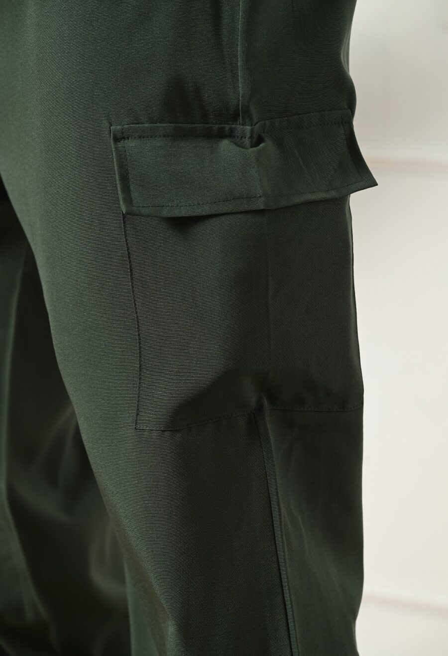 WhatsApp Image 2026-01-20 at 11.43.55 AM Men's Jogger Cargo Trousers | poplin Lycra Loose Fit Solid Korean Stretchable Pants with 4 Pockets